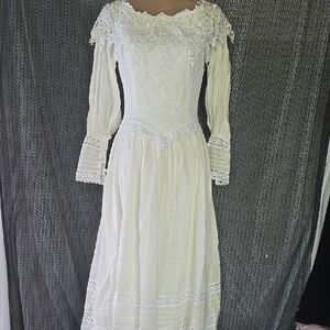 Jessica McClintock Elegant White Lace Dress Size Small